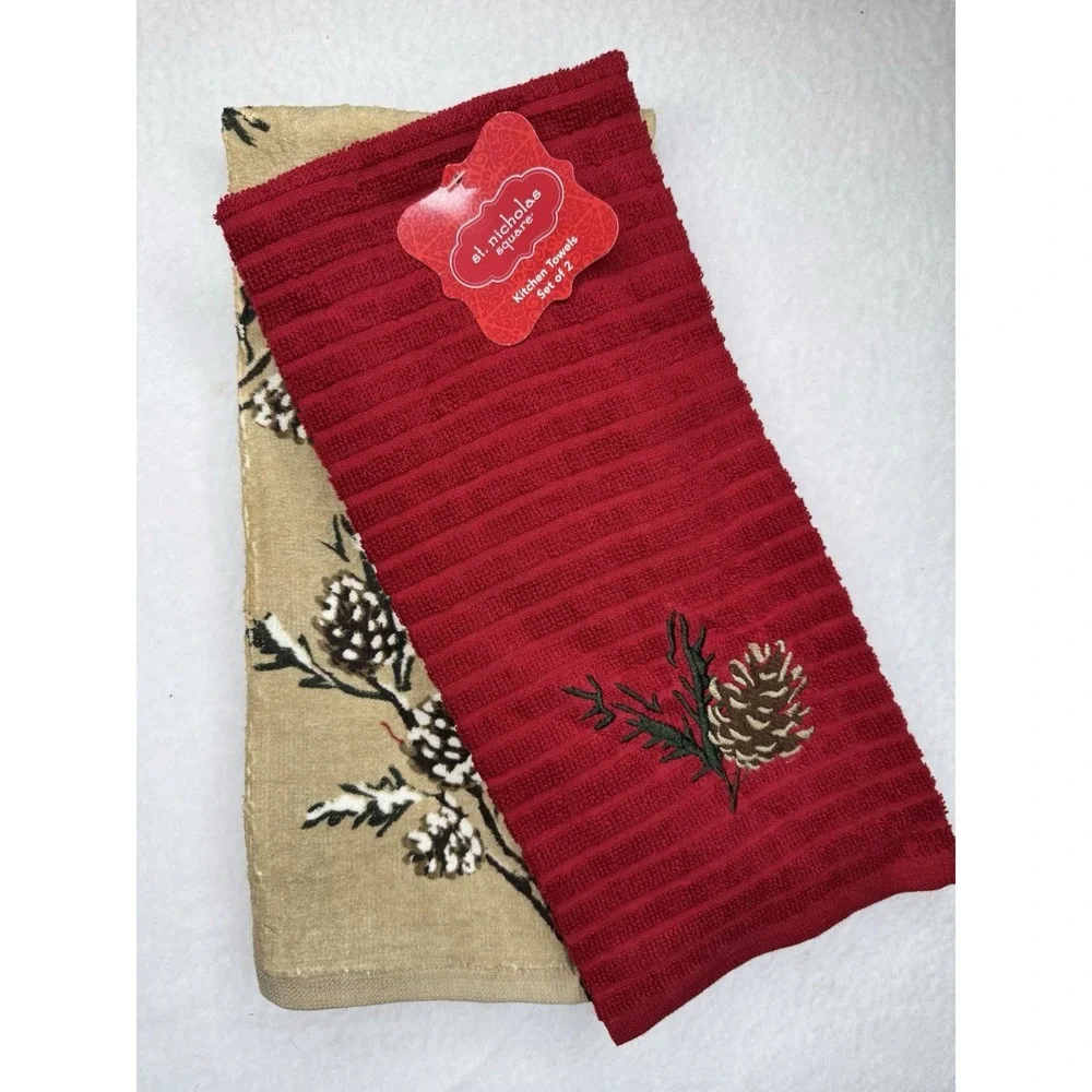 St. Nicholas Square Pinecone Kitchen Towels Set of 2 NWT Christmas Lodge